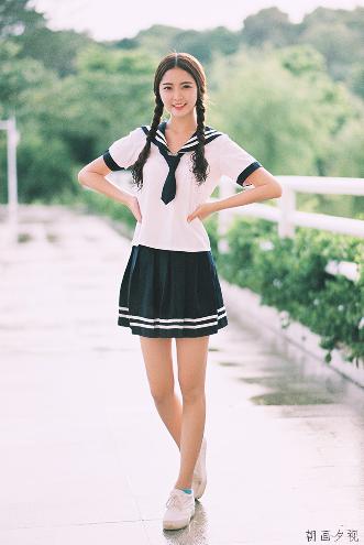 泡在我家的辣妹