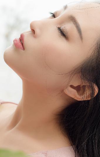 医生从奶罩摸进去了H